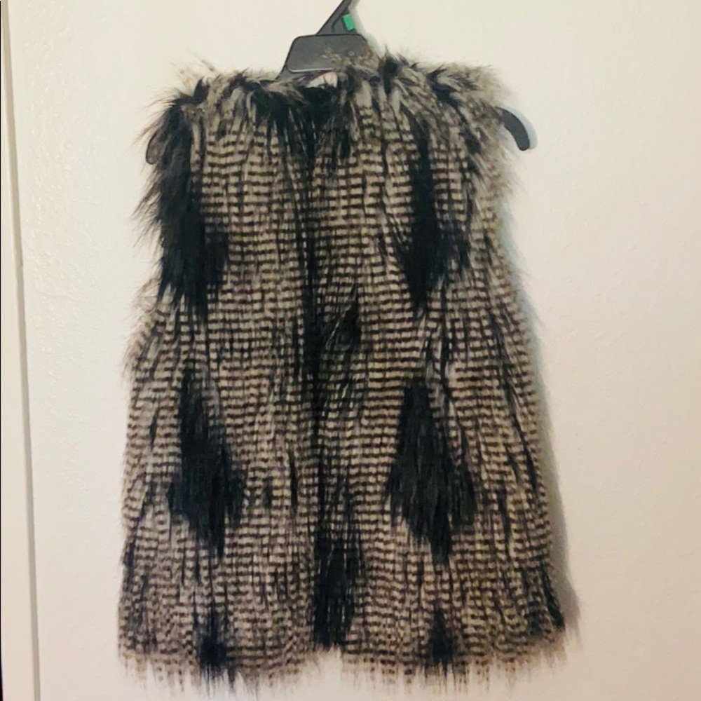 Fur Vest - Picture 2 of 2